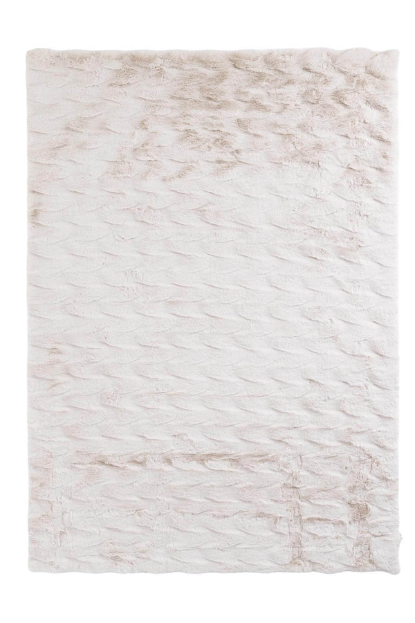 Γούνινο χαλί Royal Carpet της Royal Carpet σε ουδέτερη απόχρωση, σε ολόκληρη όψη, με απαλή γούνινη υφή και εμφανή υφή επιφάνειας.