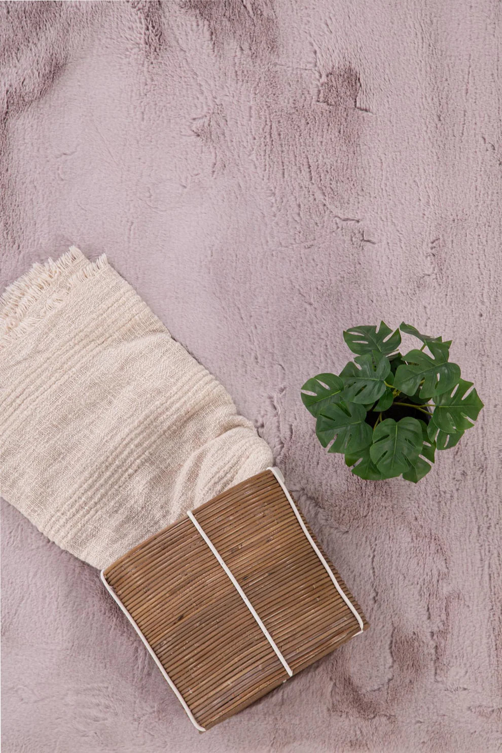 Στρογγυλό Γούνινο Χαλί Σκούρο Μπεζ Συνθετικη Γούνα Bunny Royal Carpet 2.00X2.00