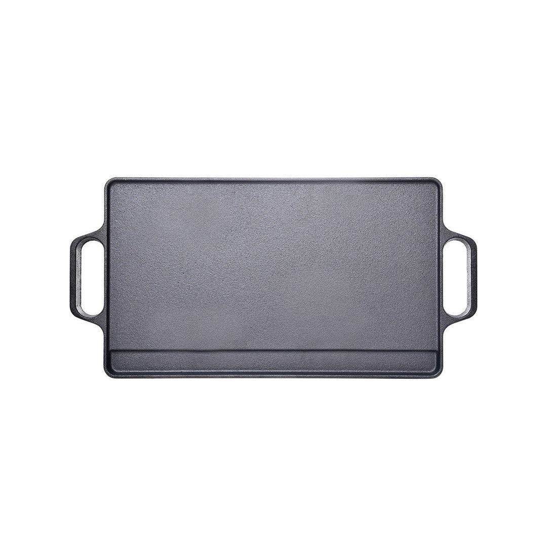 Πίσω όψη ορθογώνιας μαντεμένιας πλάκας ψησίματος με δύο χειρολαβές, κατάλληλη για γκριλ και κουζίνα.