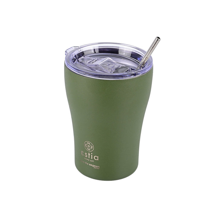 Θερμός κούπα καφέ Estia Home Art Save the Aegean 350ml σε forest spirit πράσινο χρώμα με διάφανο καπάκι και ανοξείδωτο καλαμάκι σε ουδέτερο φόντο