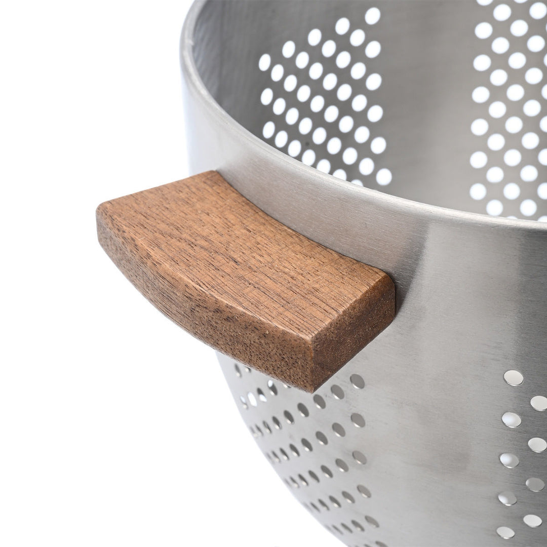 Σουρωτήρι Ζυμαρικών Ανοξείδωτο 22cm Με Ξύλινες Λαβές Allure Estia