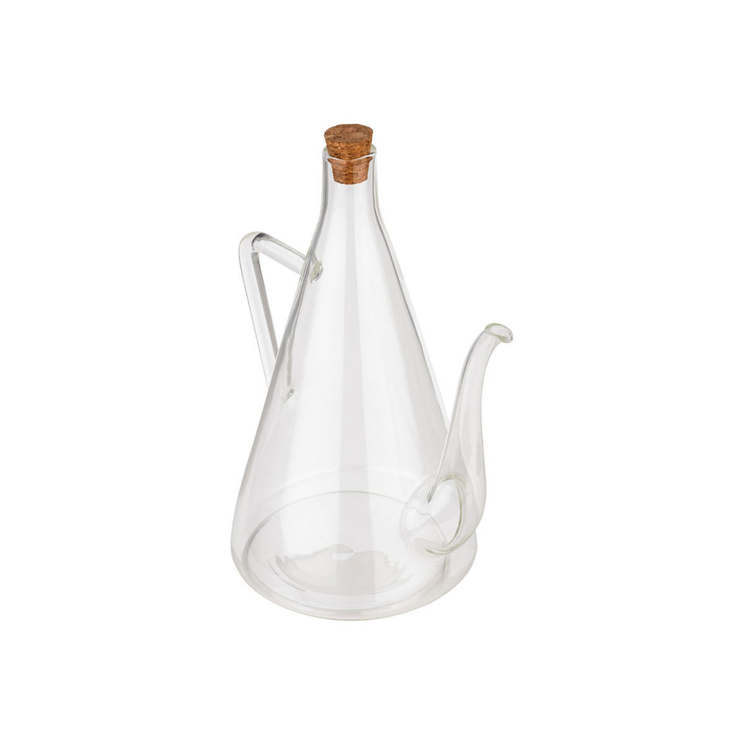 Πλάγια όψη από διαφανής γυάλινη κανάτα λαδιού με μακρύ στόμιο και χερούλι, σε λευκό φόντο, με minimal και κομψό σχεδιασμό.