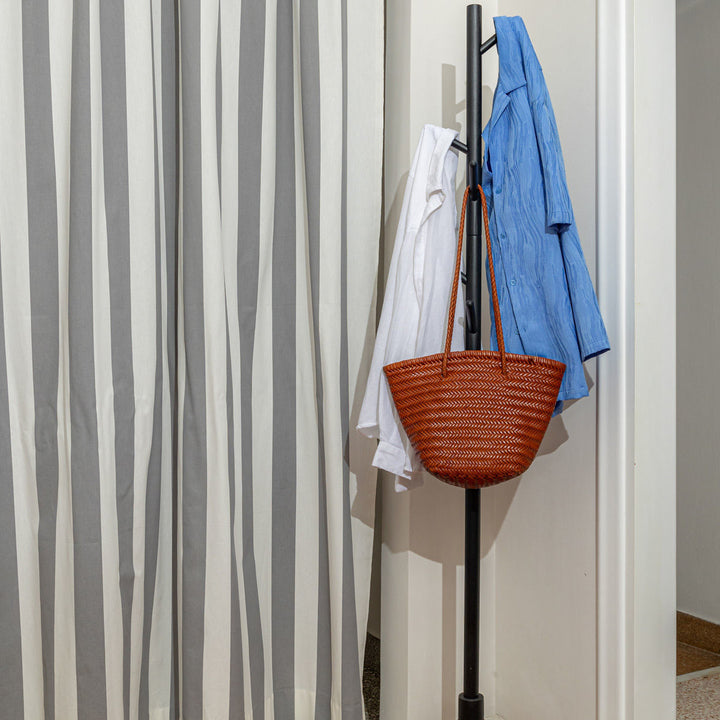 Καλόγερος Ρούχων 8 Θέσεων Μαύρος Ξύλινος Estia