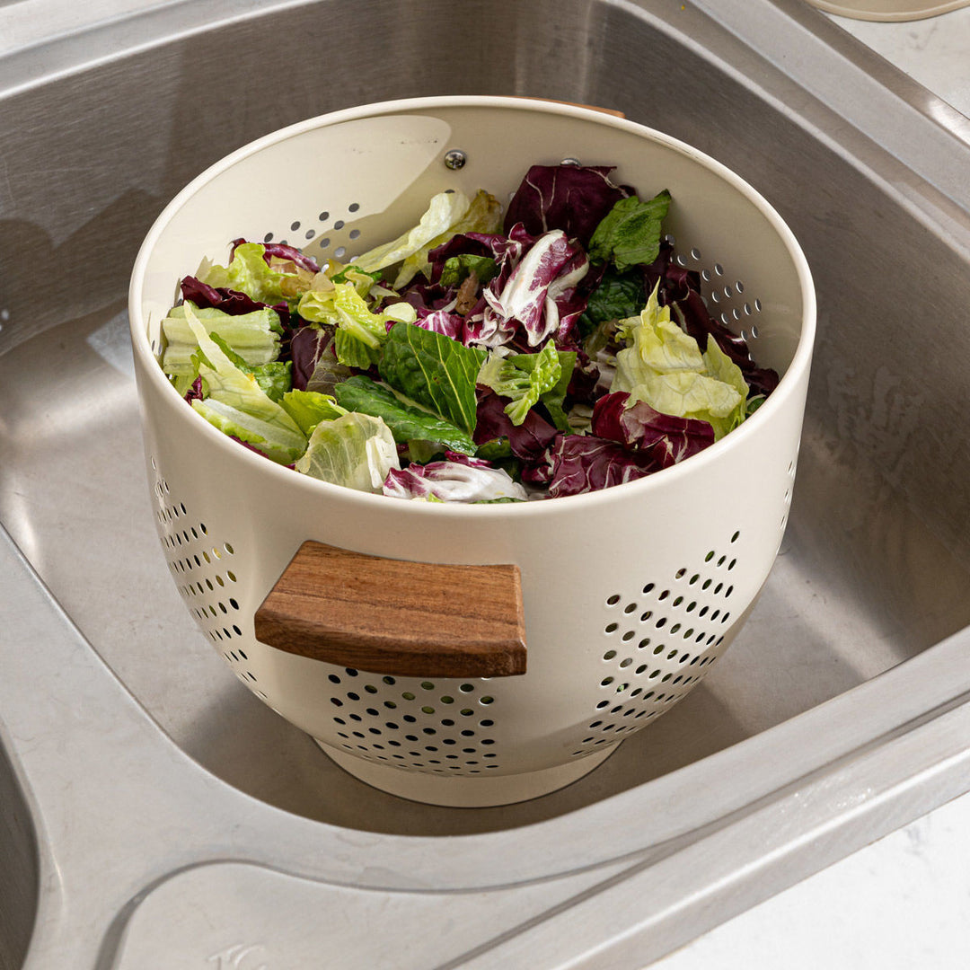 Σουρωτήρι Ζυμαρικών Ανοξείδωτο 22cm Με Ξύλινες Λαβές Ivory Allure Estia