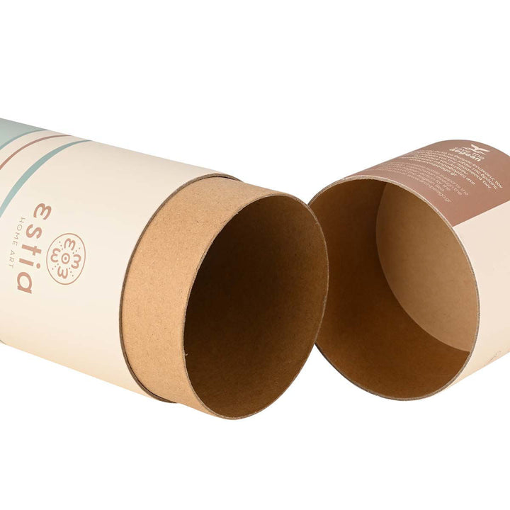 Ανοικτή κυλινδρική συσκευασία Estia Ecozen Horizon σε μπεζ-καφέ αποχρώσεις με οικολογική καφέ εσωτερική επιφάνεια.