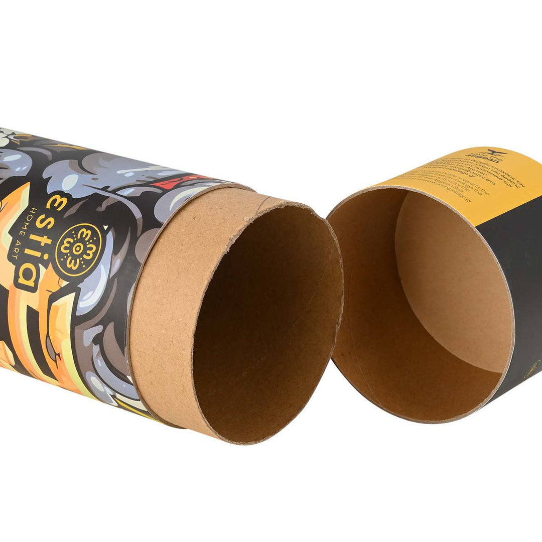 Ανοιχτή κυλινδρική συσκευασία παγουριού Estia με street-art εκτύπωση, σε καθαρό φόντο.