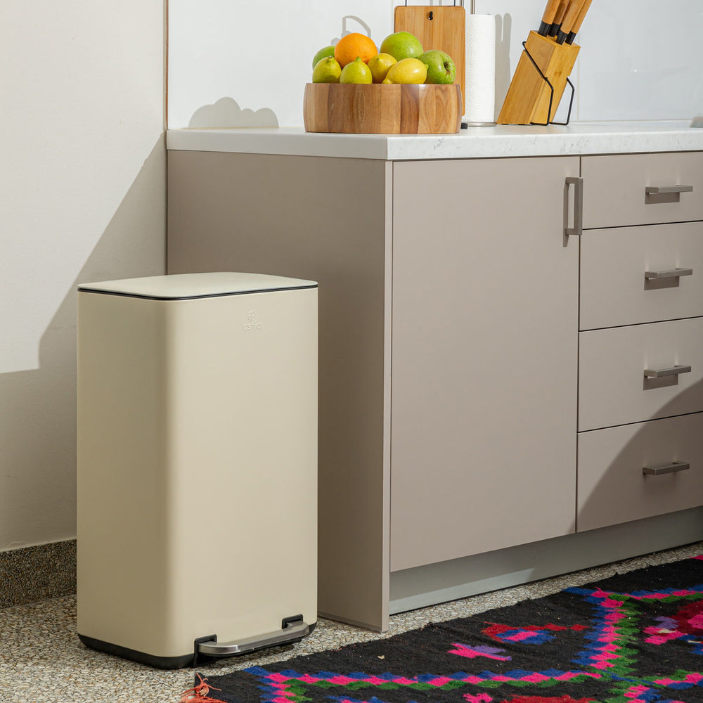 Κάδος Απορριμάτων Κουζίνας Εκρού Μεταλλικός 30lt Estia