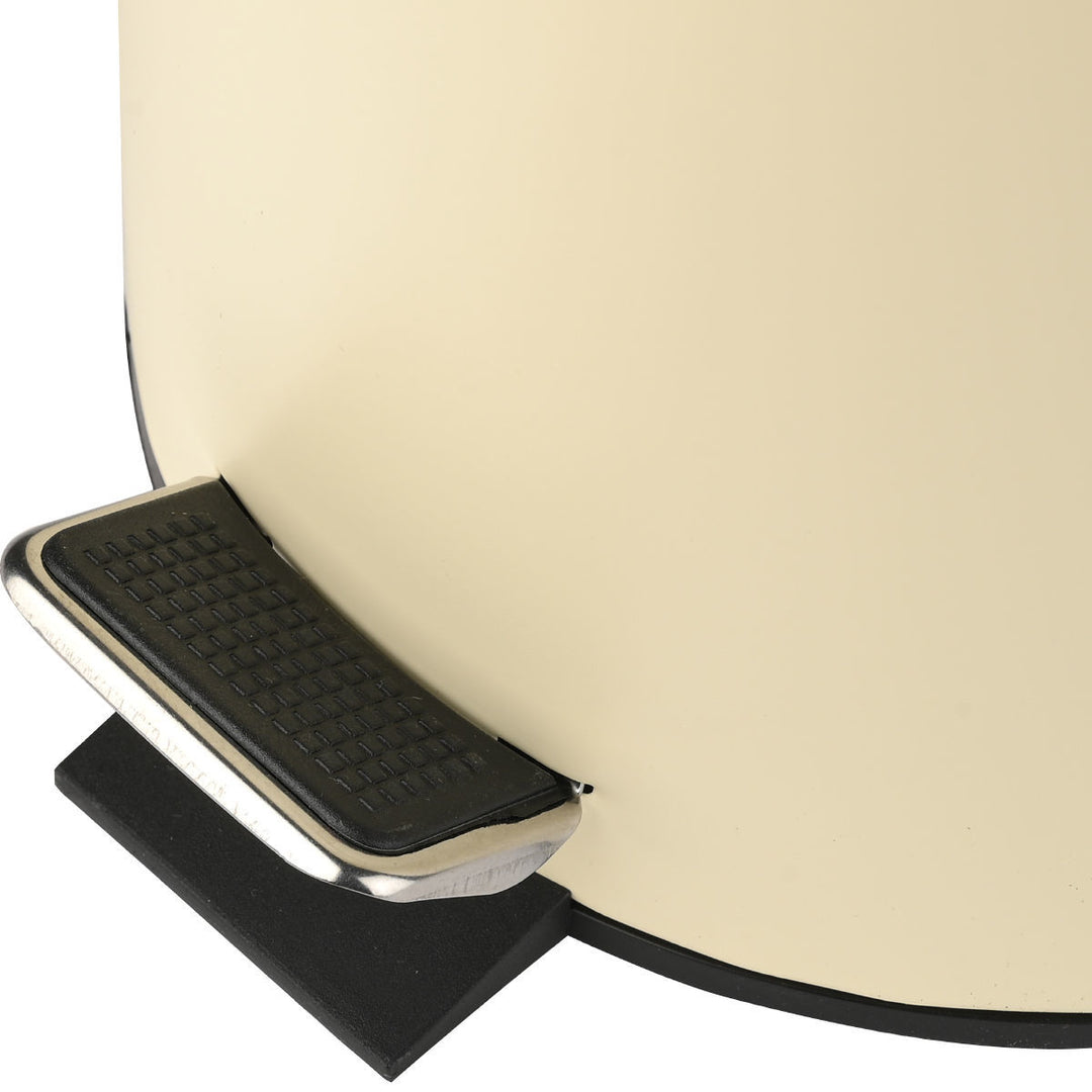 Καλάθι Μπάνιου Ματ Εκρού Μεταλλικό 5lt Estia