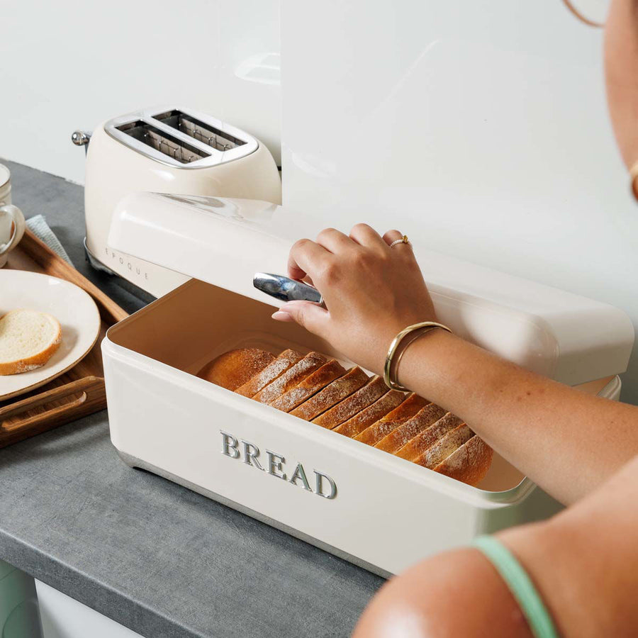 Ψωμιέρα Μεταλλική Κρεμ Με Επιγραφή 'Bread' Estia 42.5X25.3X18cm