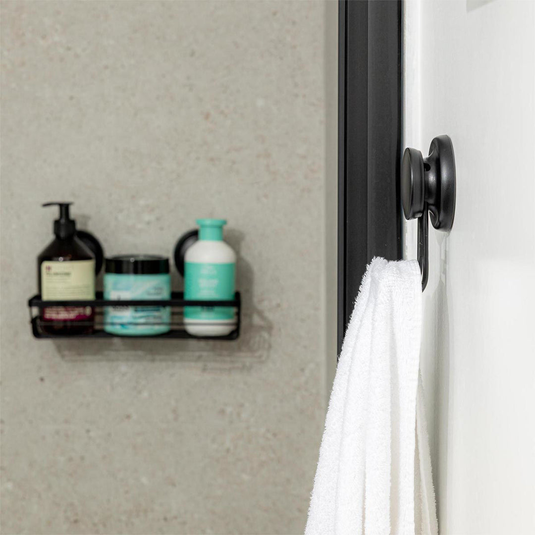 Κρεμάστρα Με Βεντούζα Διπλή Μεταλλική Μαύρη Estia