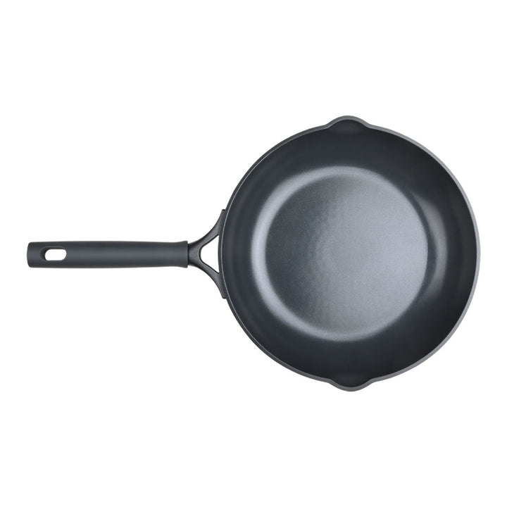 Τηγάνι Μαύρο Αντικολλητικό Αλουμινίου Με Τριπλή Αντικολλητική Επίστρωση & Εργονομική Λαβή Estia 28cm