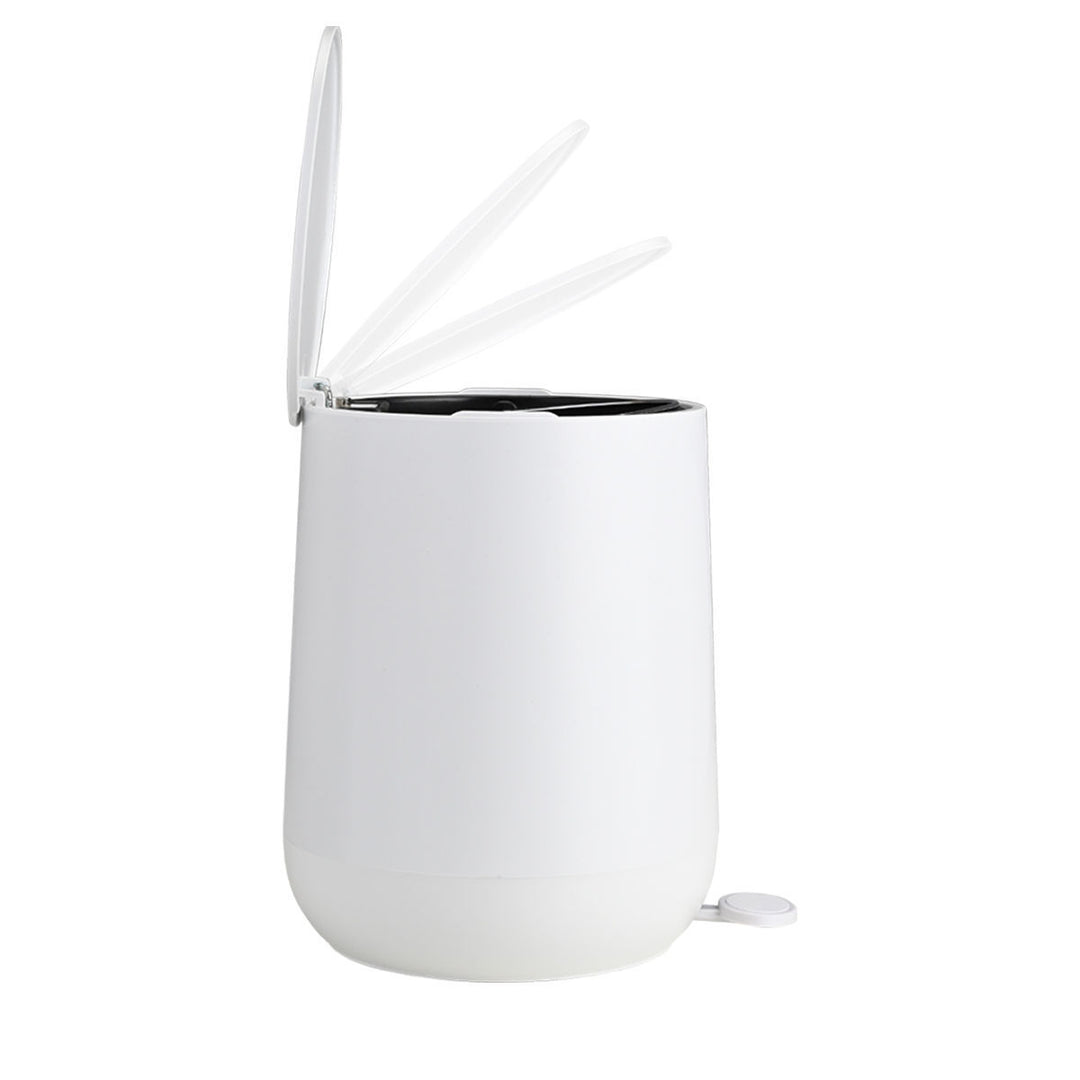 Καλάθι Μπάνιου Λευκό Πλαστικό Με Αντιολισθητική Βάση 5lt Estia