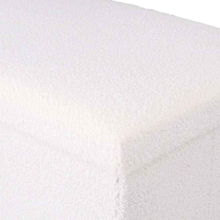 Σκαμπό Λευκό Γούνινο Με Αποθηκευτικό Χώρο 76x38cm Cube Teddy Estia