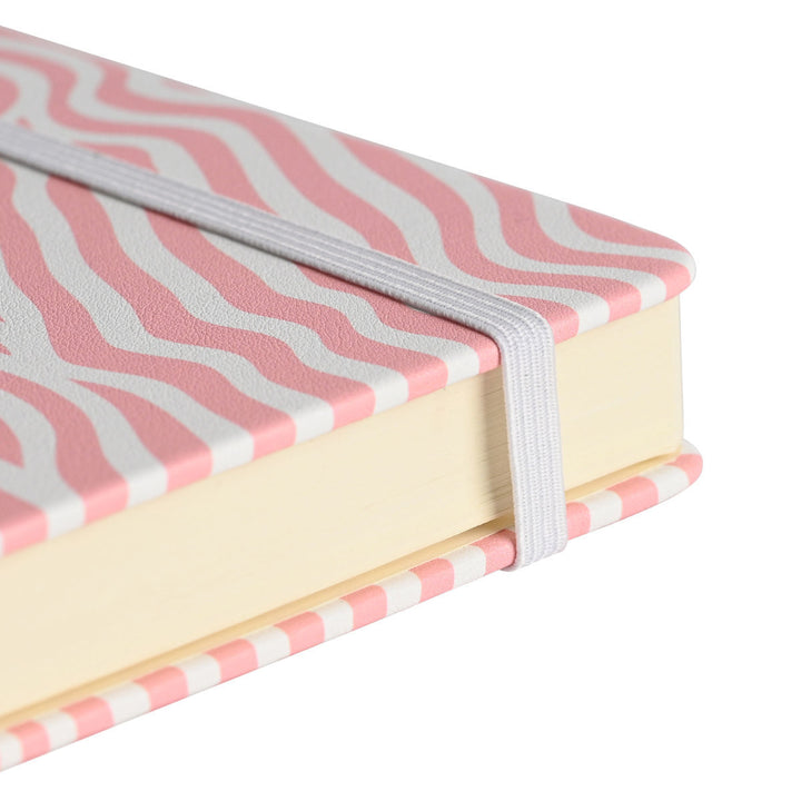 Estia Ημερήσιο Ημερολόγιο-Ατζέντα 2026 Ροζ-Λευκό Ριγέ Soft Ripple