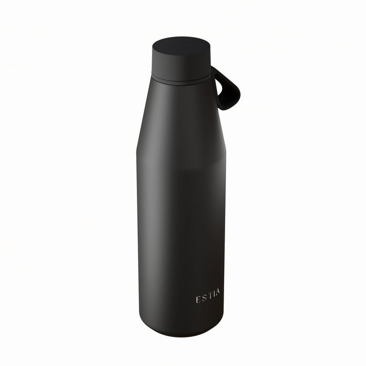 Μαύρο θερμός Flow 500ml Estia σε πλάγια όψη με ματ επιφάνεια και μίνιμαλ σχεδιασμό.