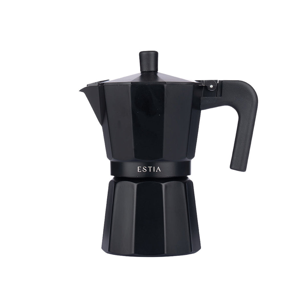 Καφετιέρα espresso moka Estia Trieste σε μαύρο χρώμα, με πολυγωνικό σχεδιασμό, μαύρη λαβή και καπάκι, σε μπροστινή όψη.