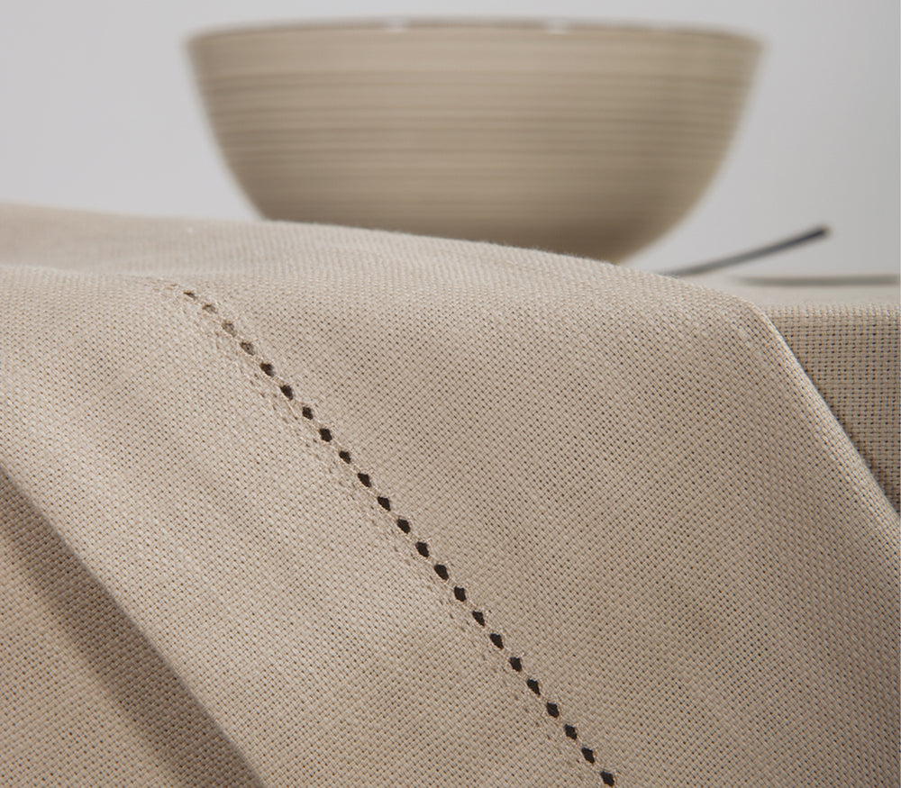Τραπεζομάντηλο Μπεζ Steady 150X180 Nef-Nef Homeware