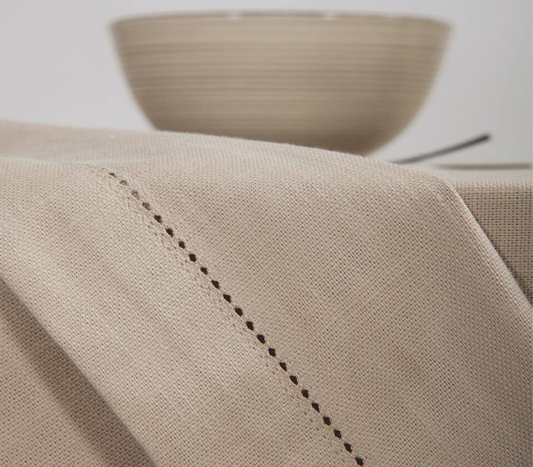 Τραπεζομάντηλο Μπεζ Steady 150X180 Nef-Nef Homeware