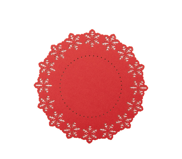 Κόκκινο στρογγυλό χριστουγεννιάτικο σουπλά με κοπτικά σχέδια από νιφάδες χιονιού στην περίμετρο.
