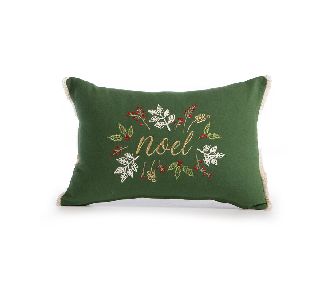Πράσινο διακοσμητικό μαξιλάρι με χρυσή κεντημένη επιγραφή “Noel” και σχέδια από φύλλα και κόκκινες ροζέτες, σε γιορτινό ύφος.