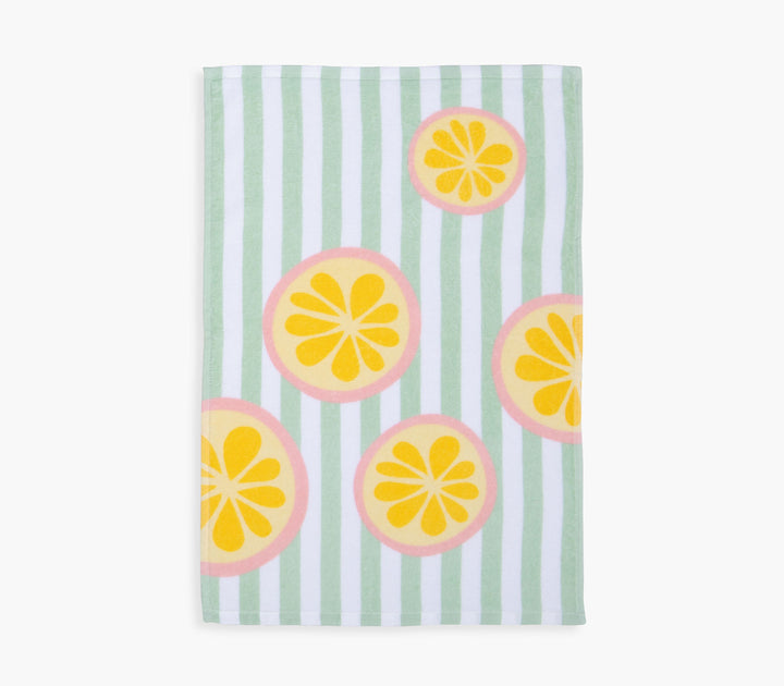 Ποτηρόπανο πράσινο ριγέ με σχέδιο λεμονιών σε λευκό φόντο και απαλή βελουτέ υφή.