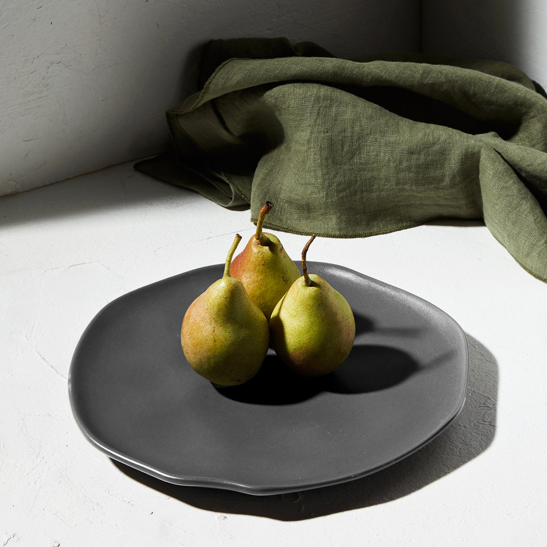 Πιάτο Ρηχό Ανθρακί με Ακανόνιστο Σχήμα 27cm Πορσελάνινο Estia