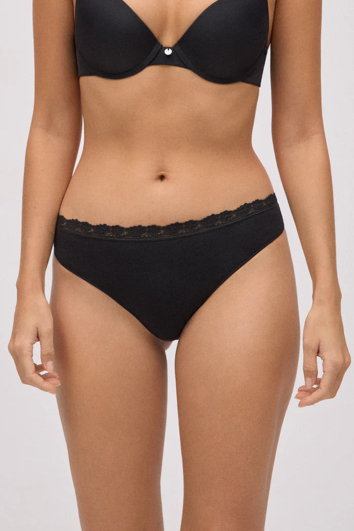 Γυναικείο Σλιπ Μαύρο Με Δαντέλα Ysabell Mora