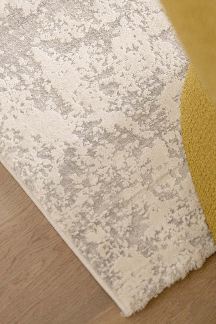 Μοντέρνο Χαλί Ανοιχτό Μπεζ Πολυεστερικό Silky Royal Carpet 2.40Χ3.00 (24I)