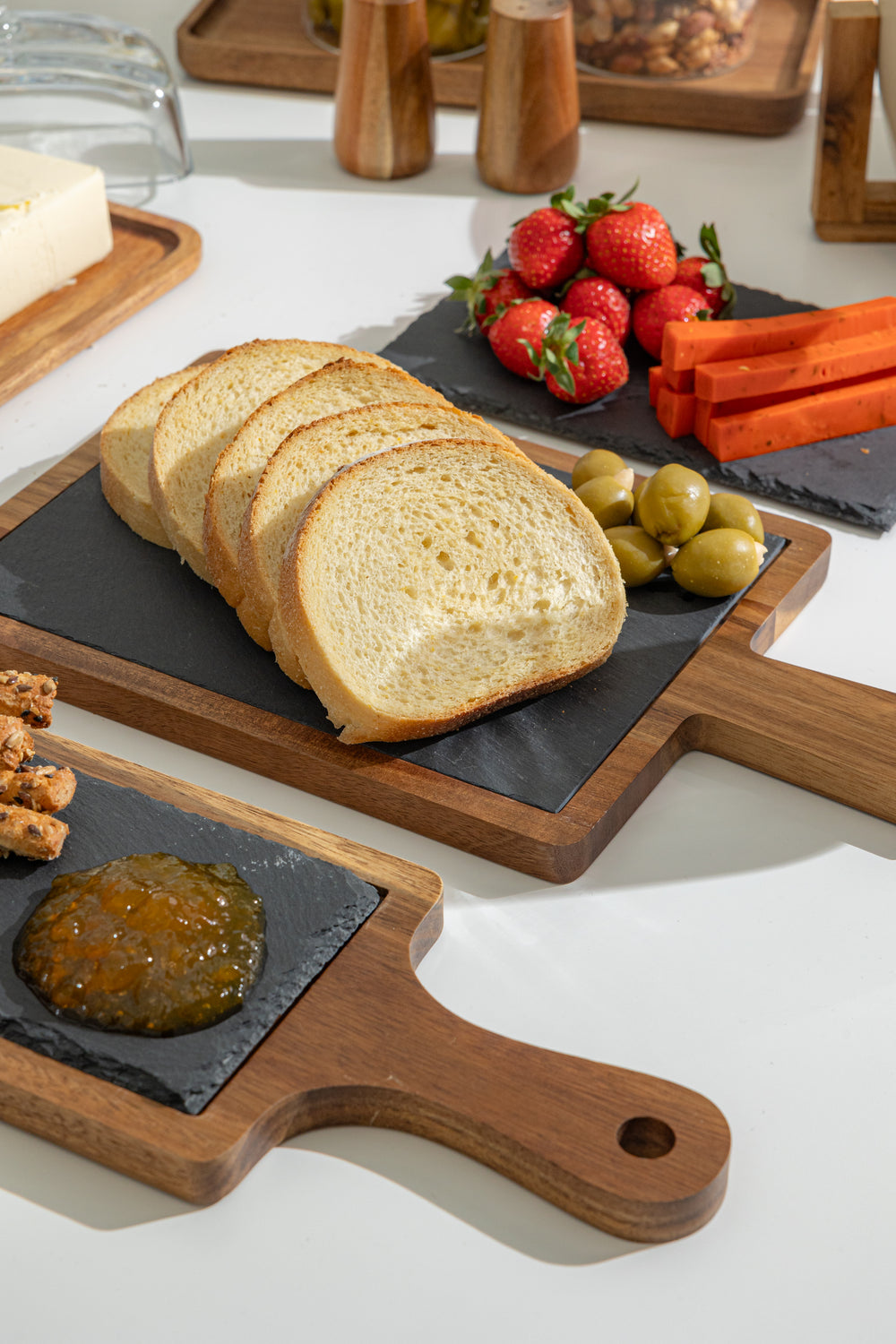 Πλατώ Σερβιρίσματος Σχιστόλιθου Με Ξύλινη Βάση Estia 35X20cm