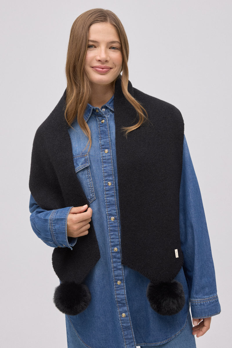 Γυναικείο Κασκόλ Μαύρο με Φούντες Ysabel Mora