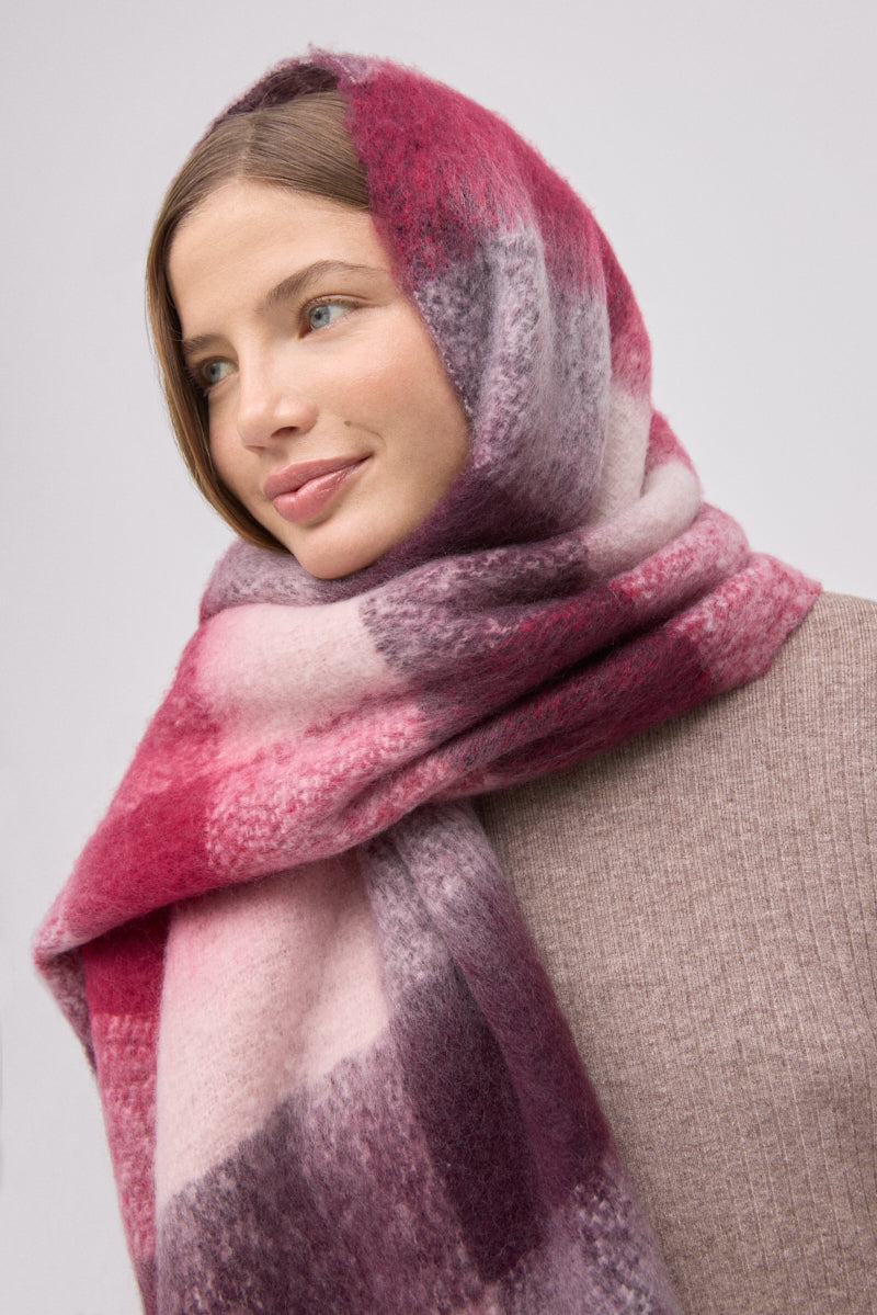 Γυναικεία Πασμίνα Καρό Ροζ-Μπεζ με Κρόσια Ysabell Mora