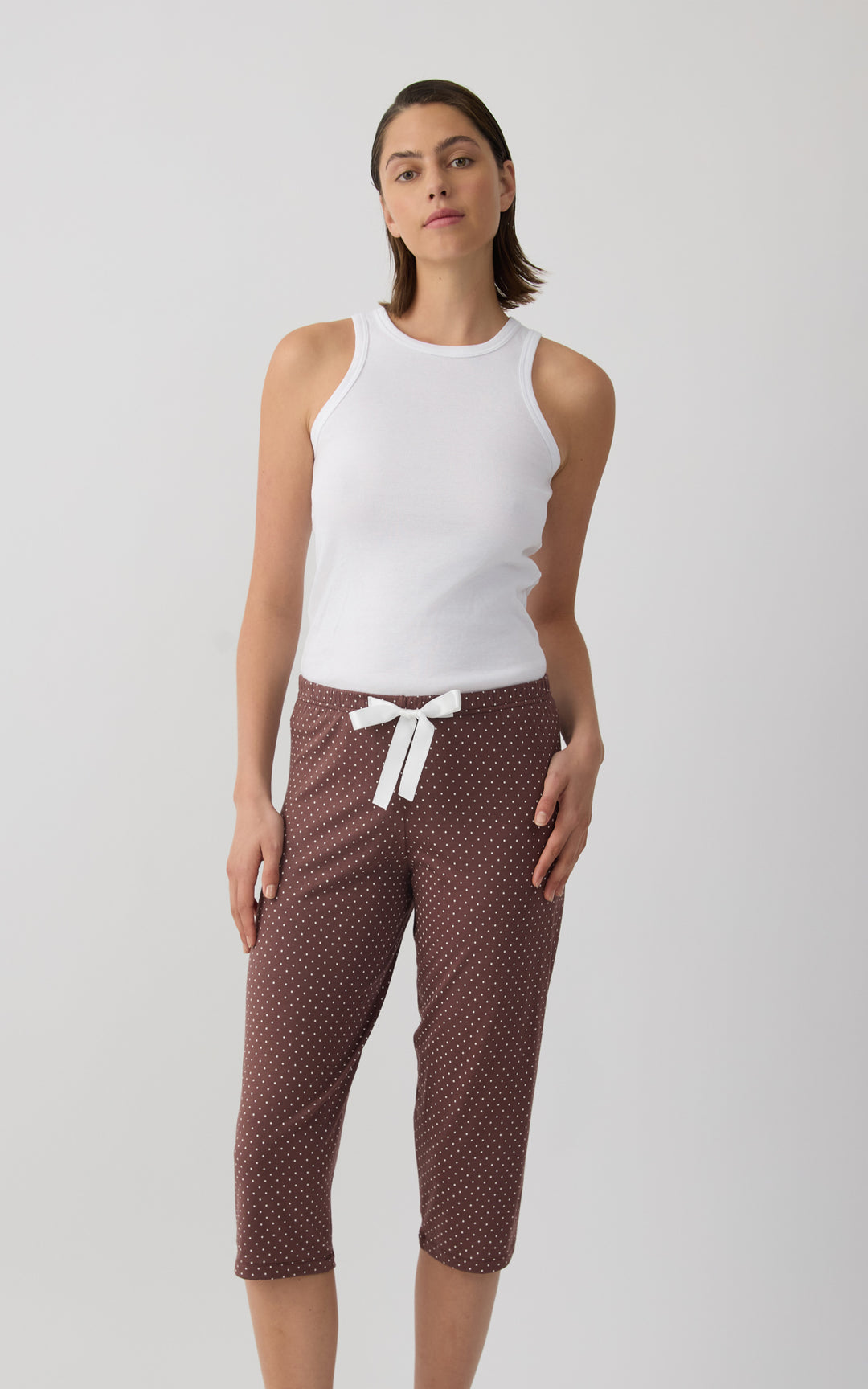 Γυναικείο Παντελόνι Βαμβακερό Κάπρι Καφέ με Πουά Σχέδιο Minerva