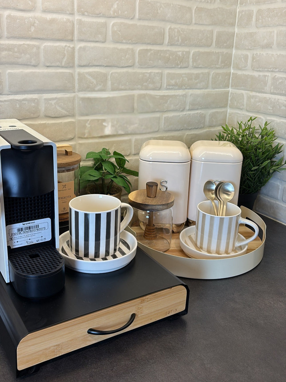 Θήκη Για Κάψουλες Espresso Συρταρωτή Μεταλλική Μαύρη 60 Θέσεων Bamboo Essentials Estia