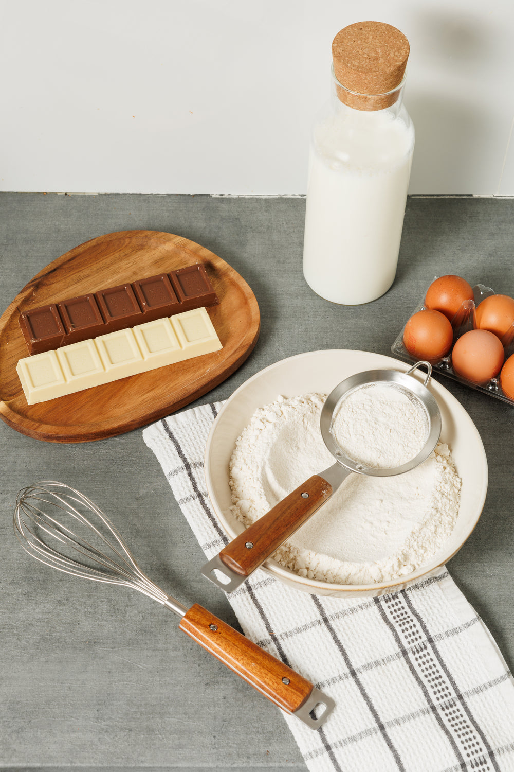 Αναδευτήρας 5 Συρμάτων Ανοξείδωτος Με Ξύλινη Λαβή Allure Estia